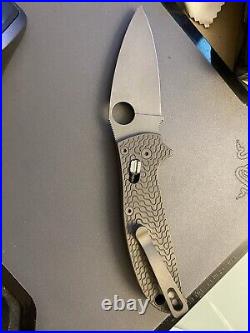 The Grey Man price drop Magnacut Manix 2 from Spyderco