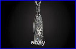 William Henry Pocket Knife Necklace Yorick